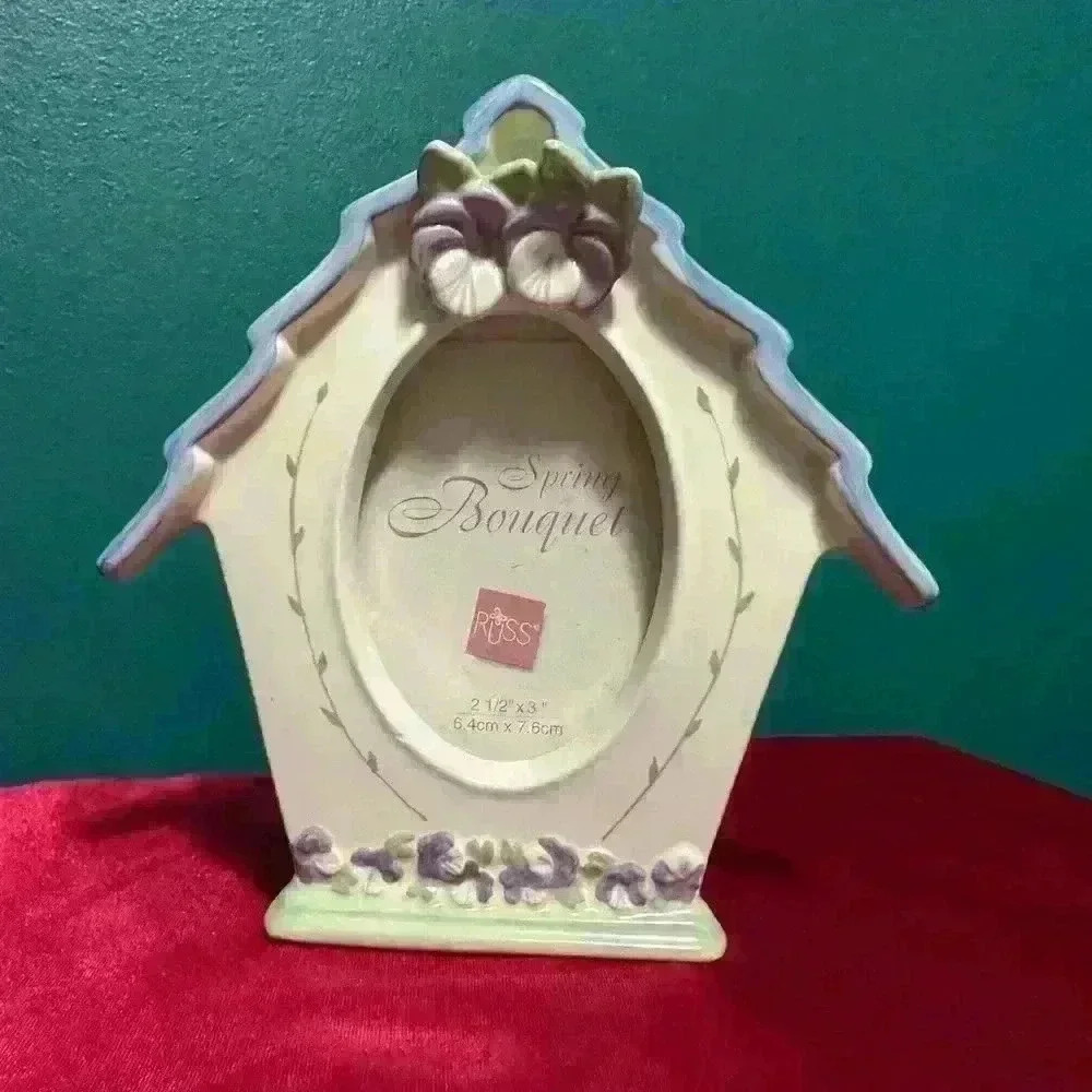 Vintage Russ Spring Bouquet Pansy Ceramic Photo Frame